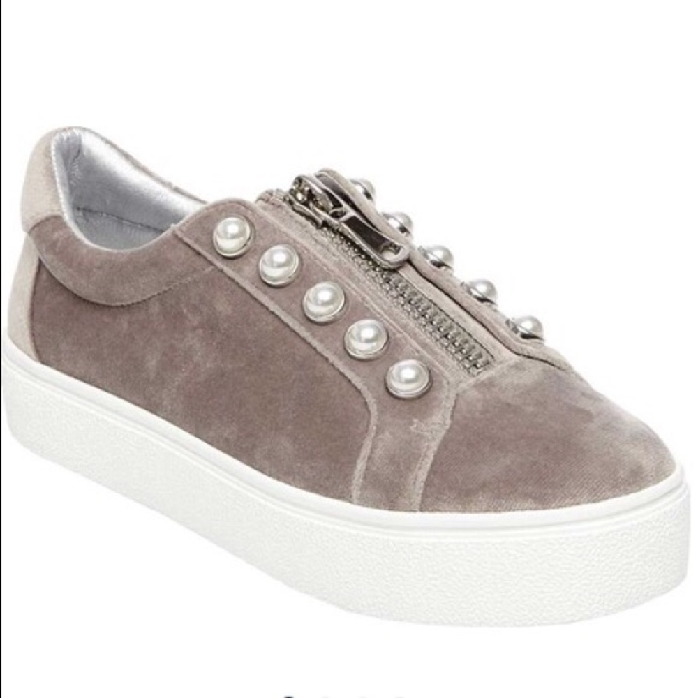 Steve Madden platform sneakers (BRAND NEW)